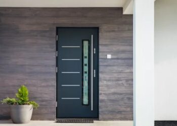 Front Door Replacement | Professional Installation of Front Door in Bay ...